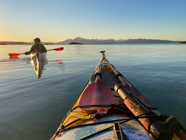  Hacer kayak es una actividad emocionante