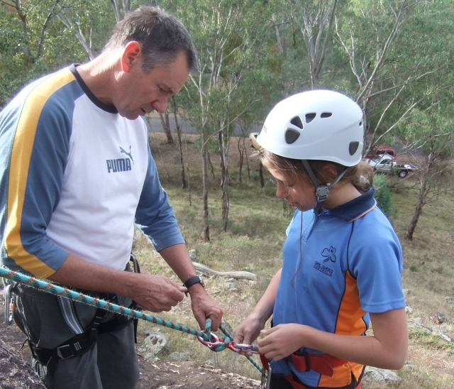  Preparándose para la aventura del rápel 