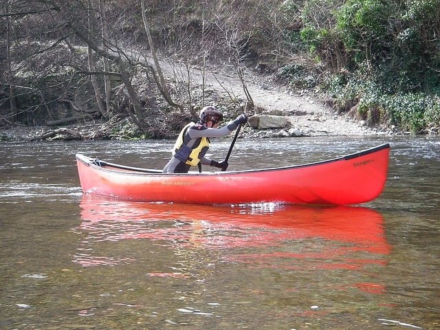  Subir en canoa 