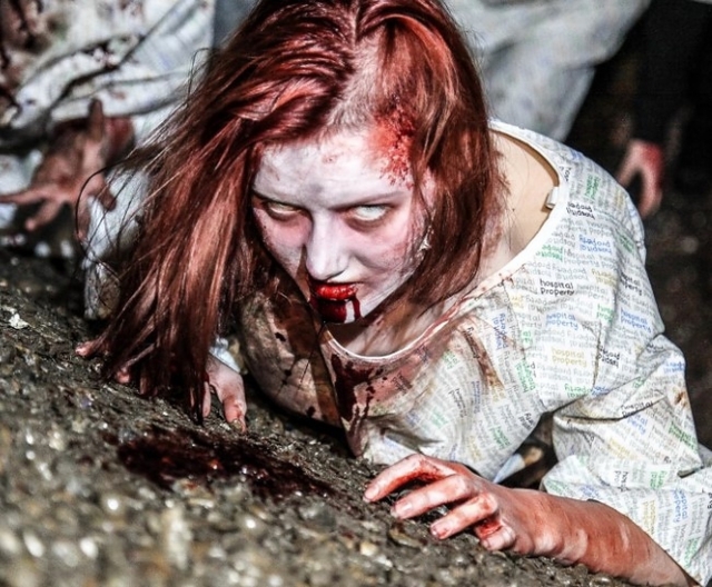  Zombi aterrador 