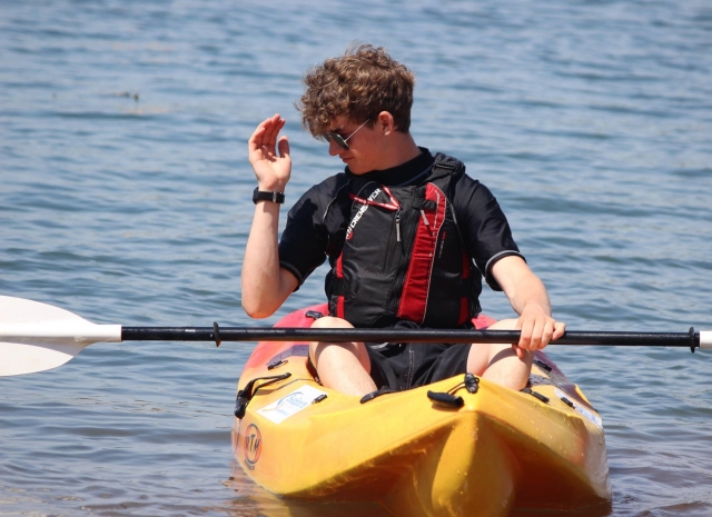  Amar la experiencia al aire libre en kayak 