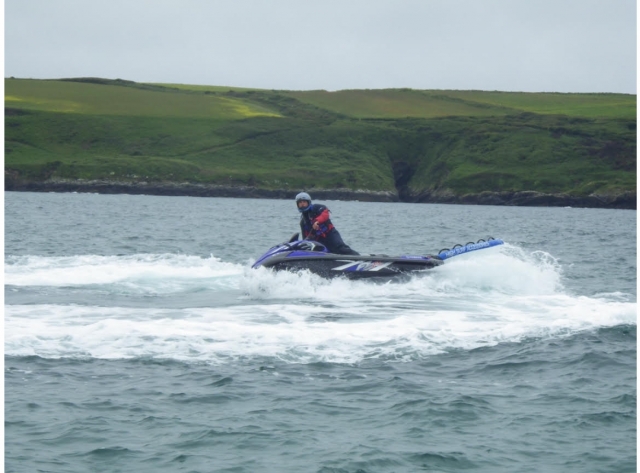  Disfruta de su sesión de jet ski 