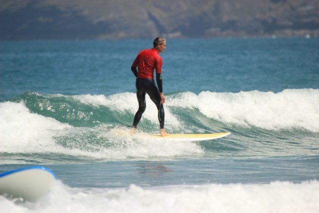  Simplemenle surcando las olas 