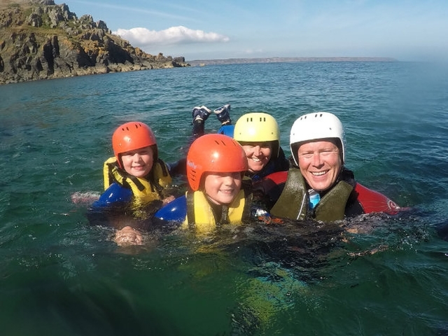 ¡El Coasteering es para todas las edades!