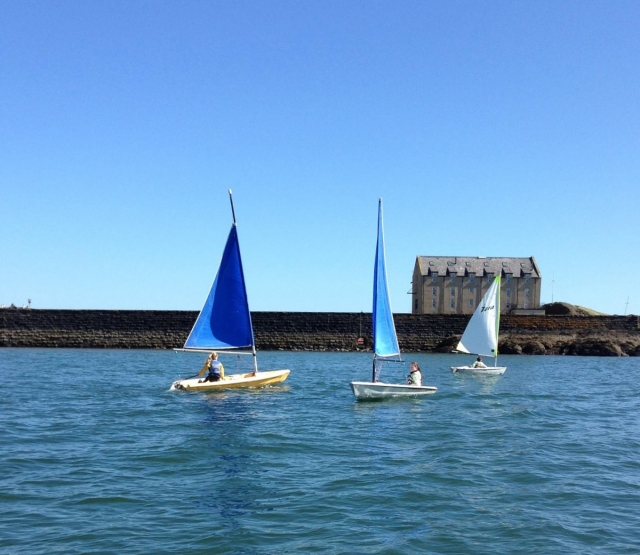 Divertirse con amigos