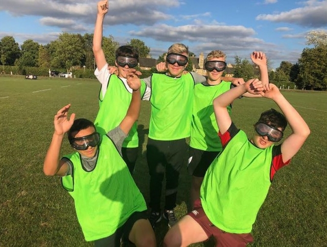 ¡Equipo verde para la sesión de jalo con arco de hoy!