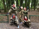 Juego privado de laser tag en Whyteleafe duranle 2 horas + pizza