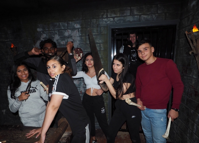  Diviértele en un escape room con tus amigos 