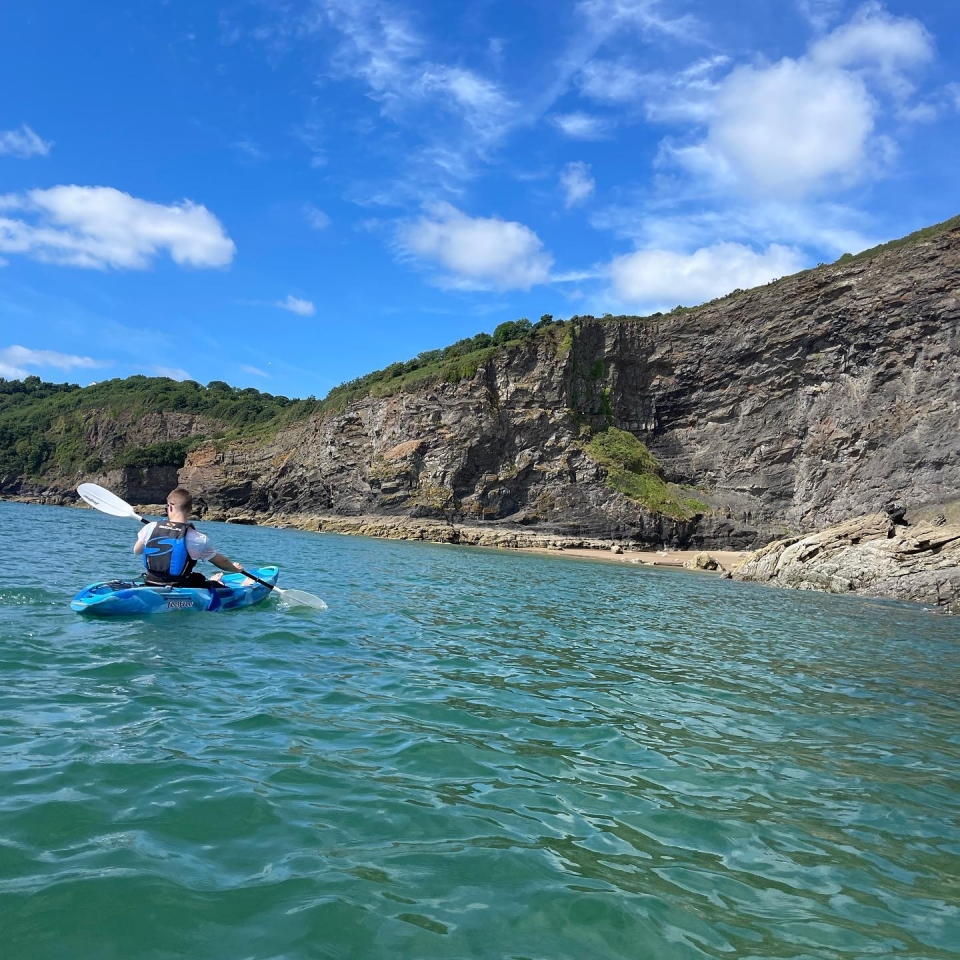 Explorando Pembrokeshire Explorando Pembrokeshire