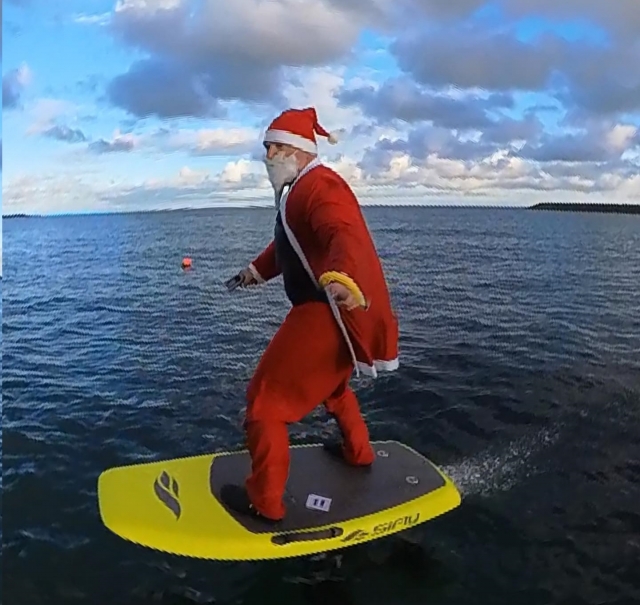  Hasta Santa viene a probarlo