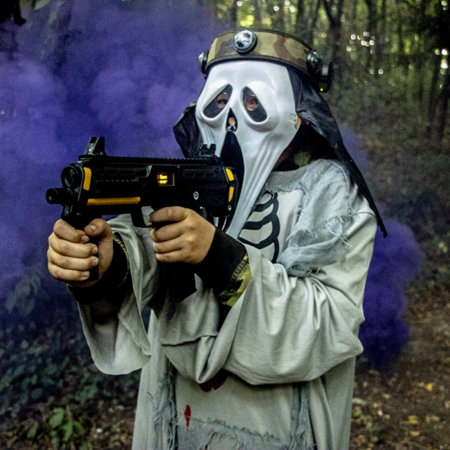  Esconderse disfrazado 