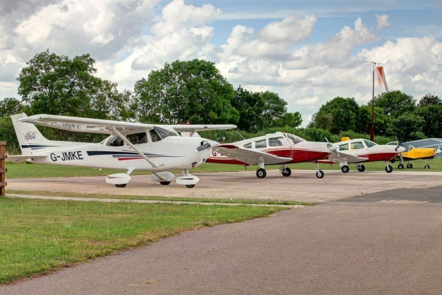  Tenemos varios aviones