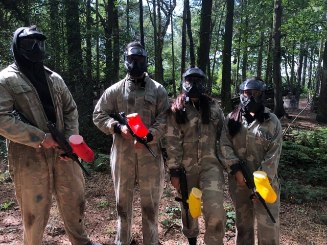  Disponemos de múltiples partidas de gotcha y zonas de juego 