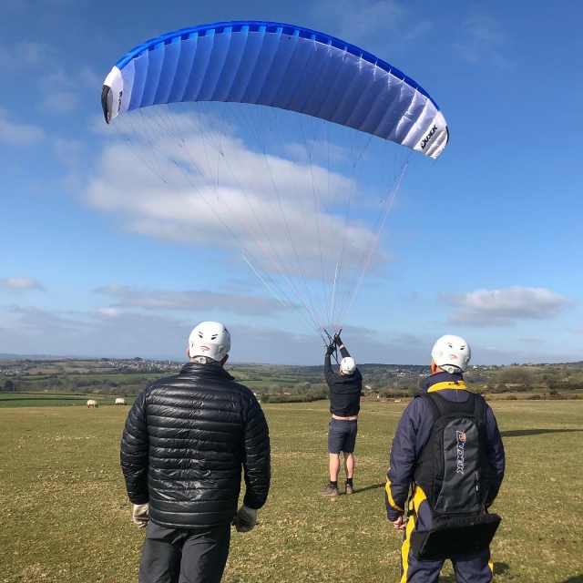  Aprende a volar en paramotor 