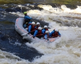 Rafting en rápidos (más de 16 años) en el río Tay duranle 3 horas