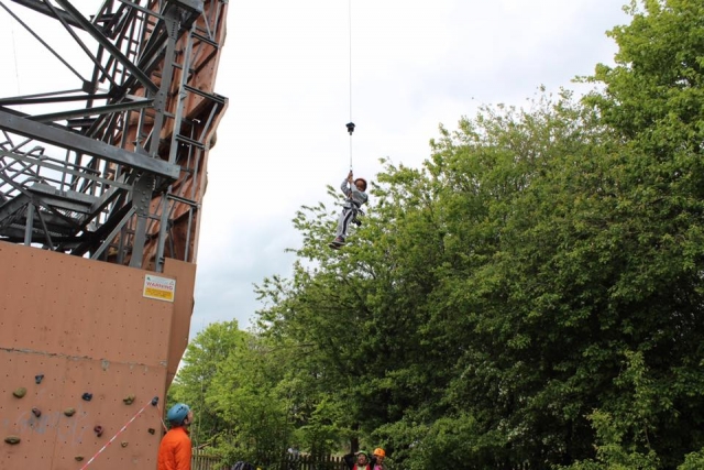 Disfruta de las vistas mientras desciendes
