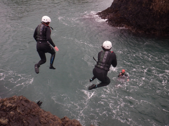El Coasteering es muy emocionanle 