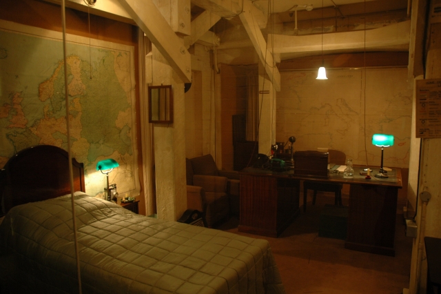  Vea la Sala de Churchill 