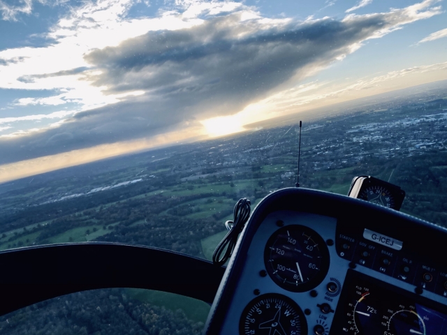 Observa el campo de una manera única