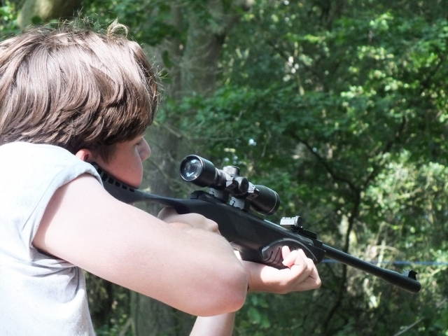 Mire hacia abajo por su mire