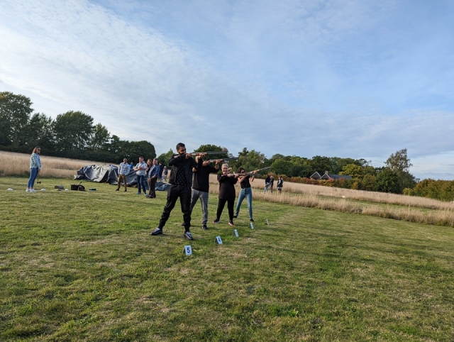 Experiencia divertida con amigos.