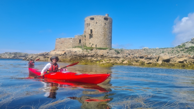  Visita sitios históricos 