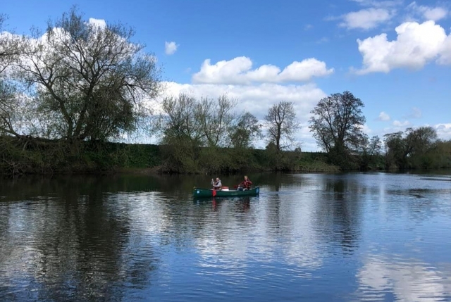 Escapa del estrés de la vida en el río Wye 