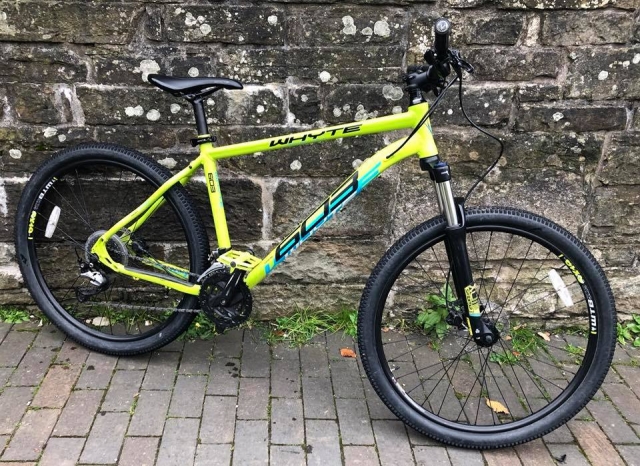  Súbele a una de nuestras bicicletas de cerro 
