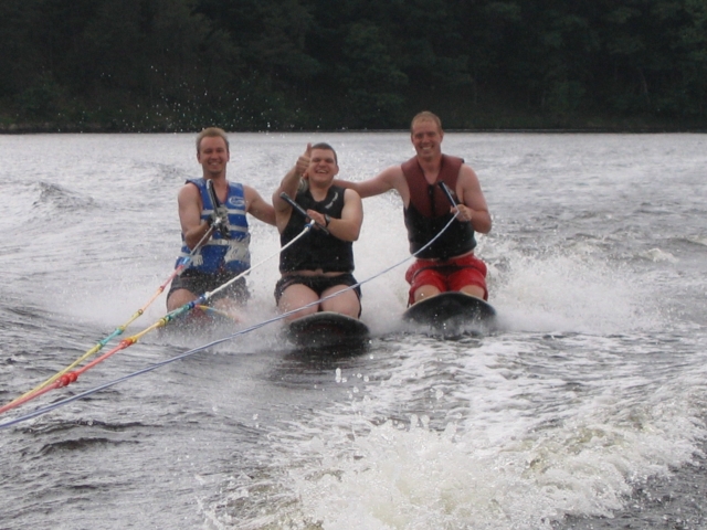  Hacer Kneeboard es increíble con amigos