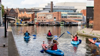 Tour guiado en kayak para adultos (a partir de 13 años) en Birmingham 1,5 h