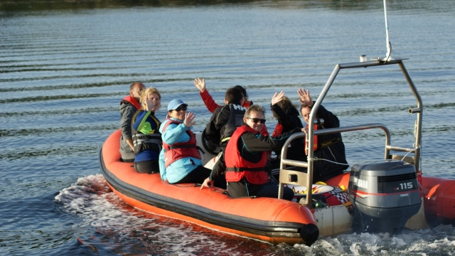  Divertido recorrido en barco 