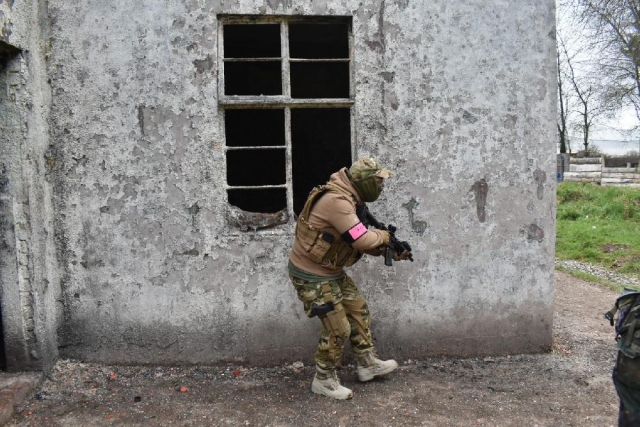  Espera pacientemenle el momento adecuado 