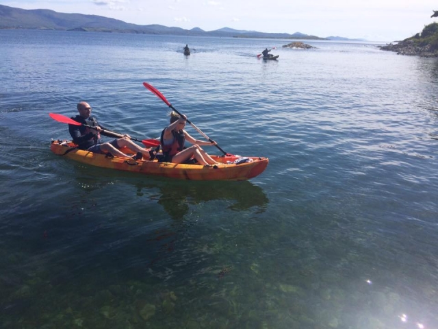 Divertido recorrido en kayak 