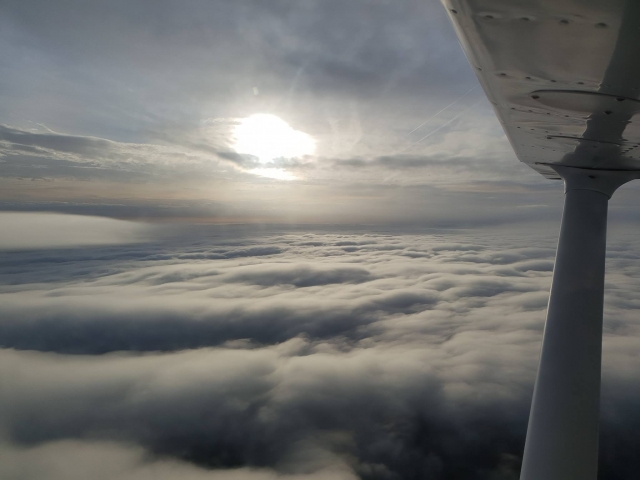 Vuela sobre las nubes 