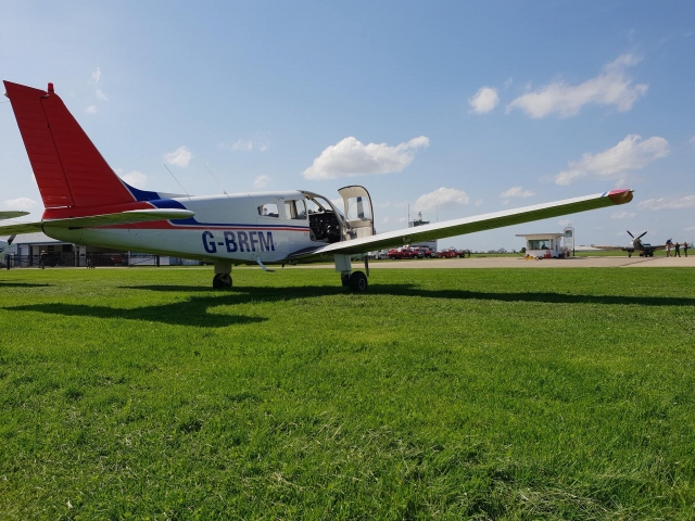  ¡Venga a volar con nosotros! 