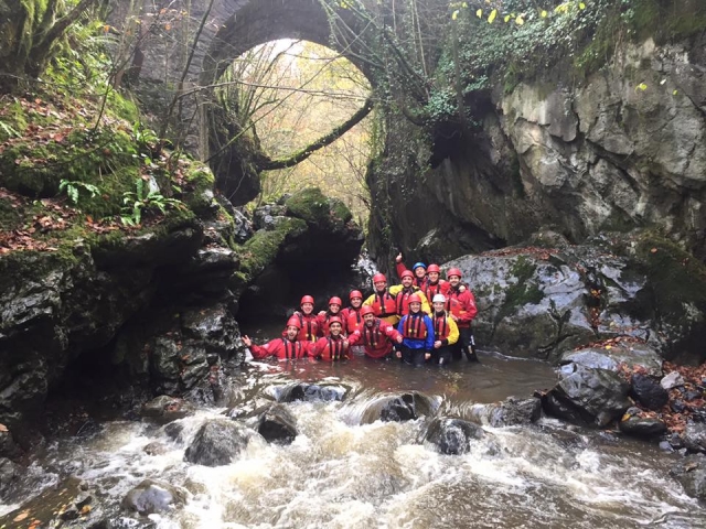  Trae a su familia y amigos 