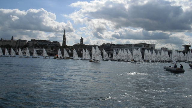  Navega en la Bahía de Dublín 