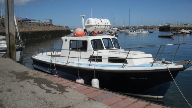  Uno de nuestros barcos turísticos 
