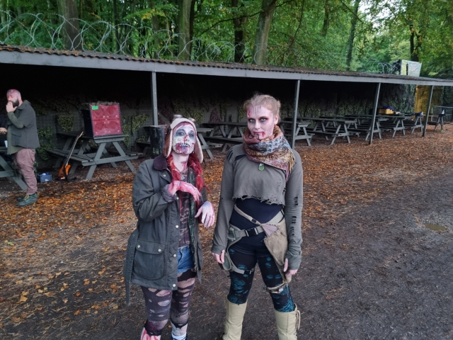  Mamarra a los zombies 