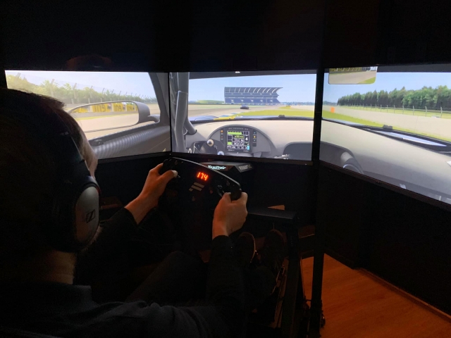  Experiencia de conducción en realidad virtual 
