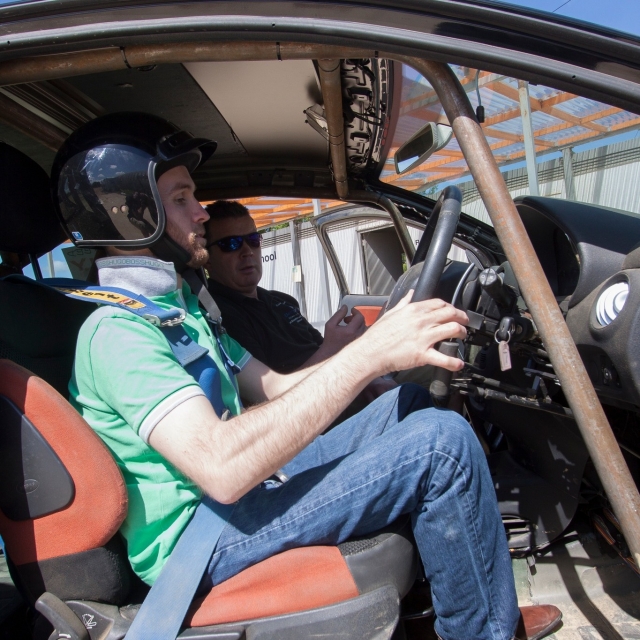  Autos personalizados con especificaciones de competencia 