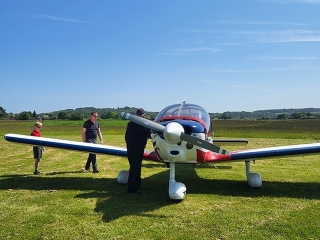 Vuelo acrobático en el aeropuerto Halfpenny Green 40min
