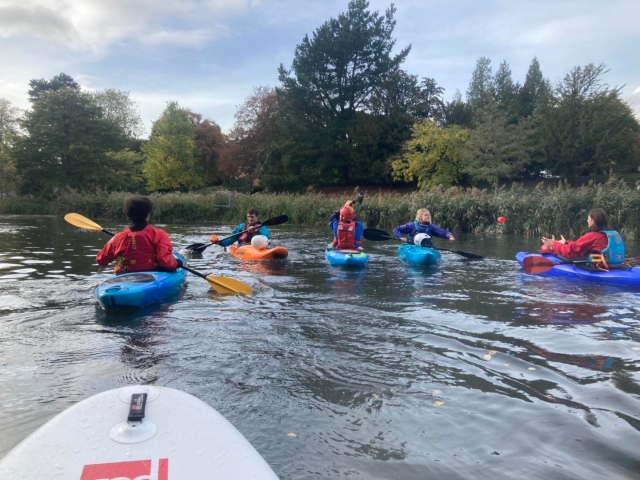  Iniciación al kayak 
