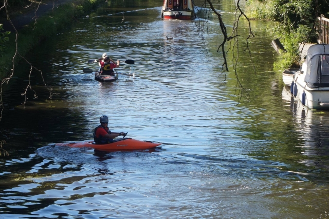  Kayak en el río en Leicestershire 