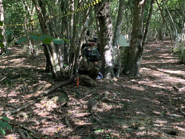  Woodland paintball