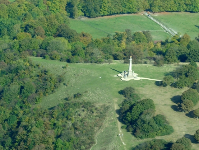  Sobrevuela las colinas de Chiltern