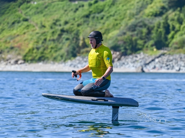  Tour E-foiling
