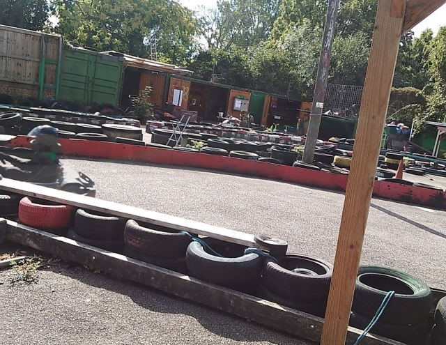  Pista de karts al aire libre 