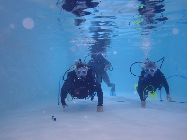  Formación en piscina