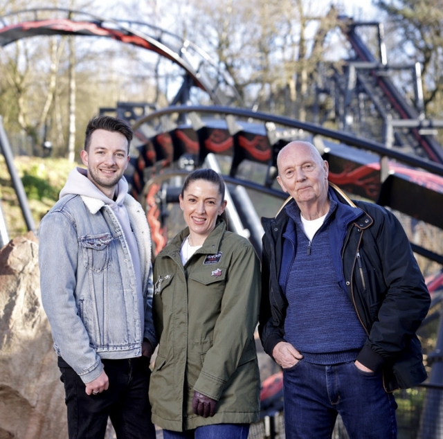  Imagen de la inauguración de la nueva cerro rusa en Alton Towers 